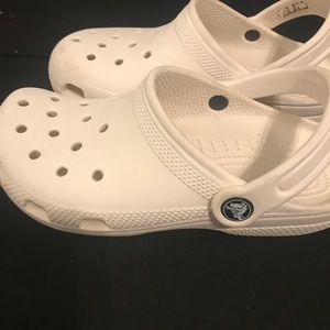 Crocs size J4
